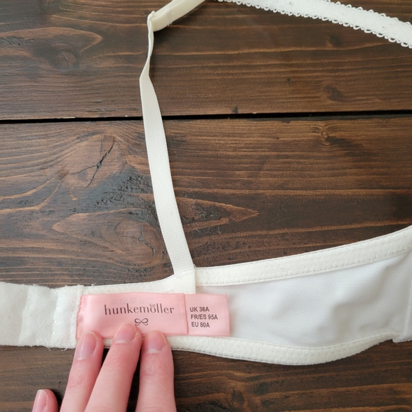 Hunkemöller Cream Lace Bra - Picture 5 of 5